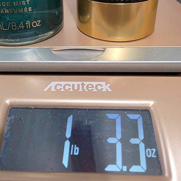 VS Victoria's Secret Gilded Gala Santal Berry Silk Fragrance Lotion and Mist Set - Picture 6 of 6